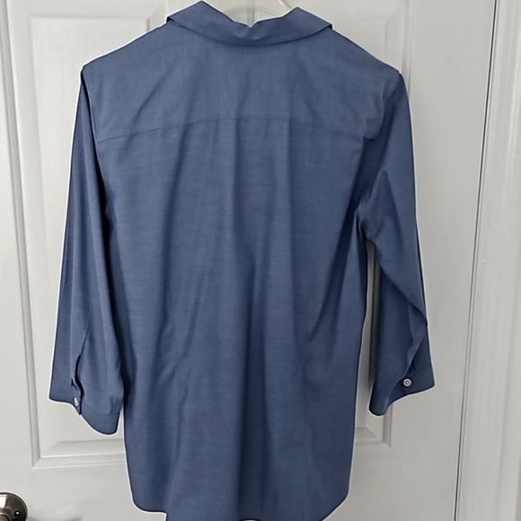 EDDIE BAUER Blouse Buttondown 3/4 Length Sleeves Wrinkle Resistent Blue … - Picture 7 of 11